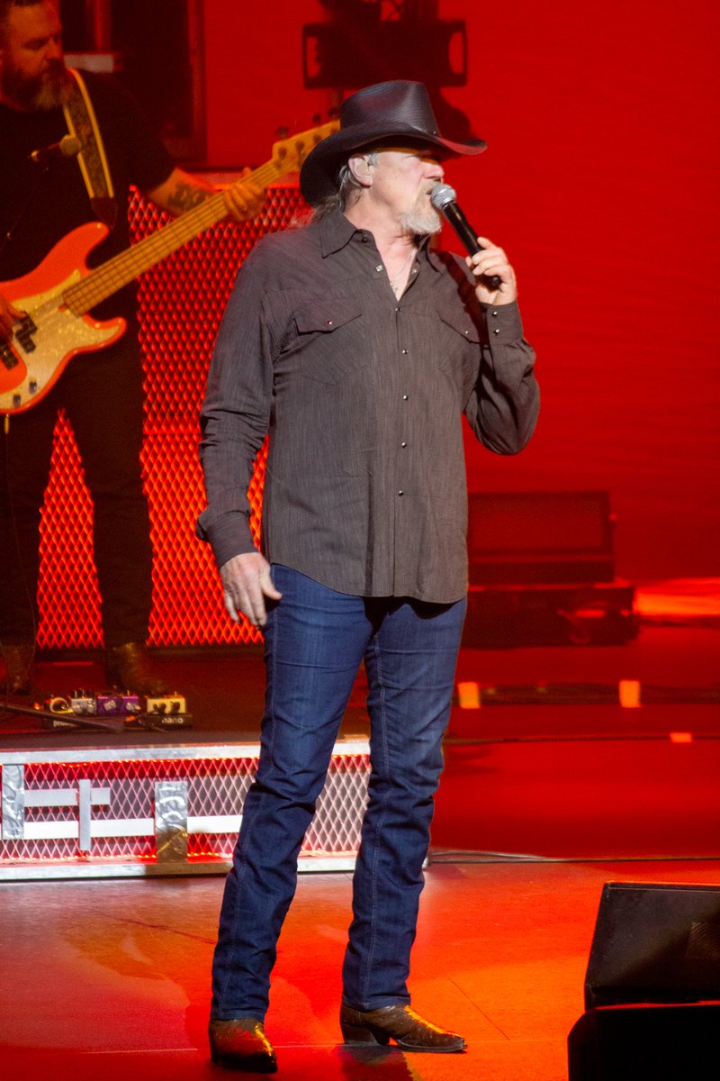 CapitalOneHall's tweet image. Last week @TraceAdkins brought his #SomewhereInAmericaTour to Tysons, VA for a night of country music 🤠🇺🇸