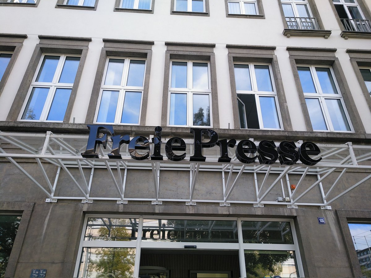 Pilar Mur-Dueñas tweet media