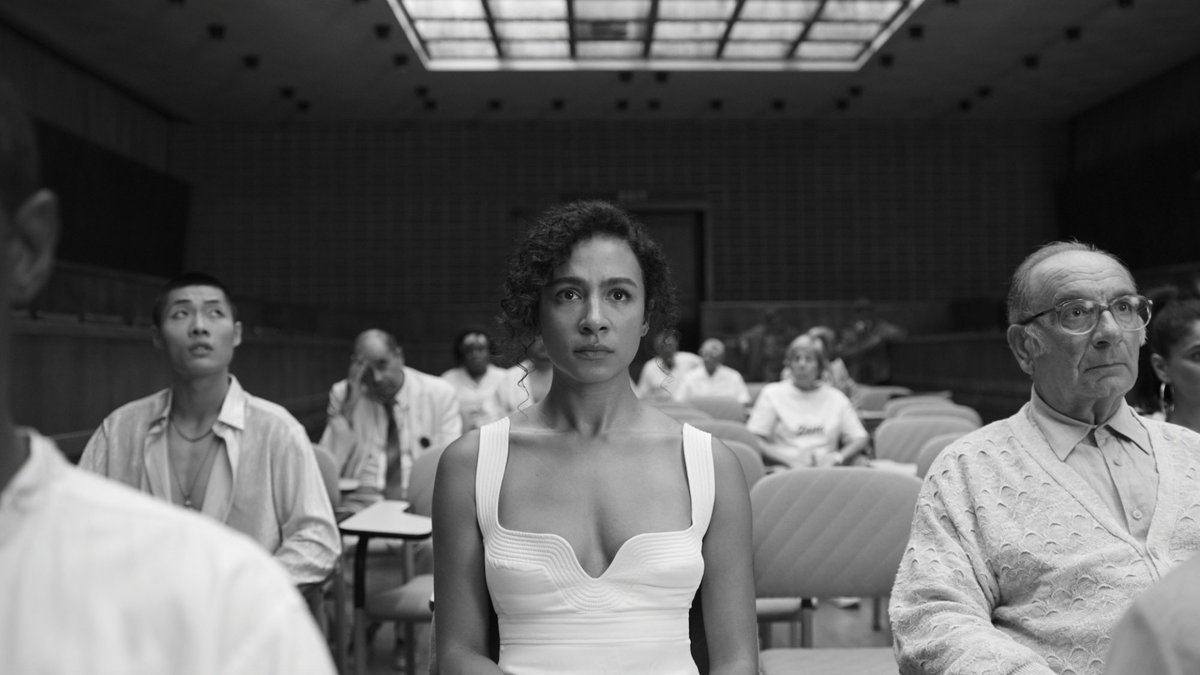 amywestyy's tweet image. KAOS was the first new show in a longggg time that got me ⚡️super ⚡️ excited. I was gushing about it to any friend who'd listen (and sometimes those who wouldn't listen, too). S1 was basically all set up, so it's beyond frustrating to not even get a second. Rubbish.