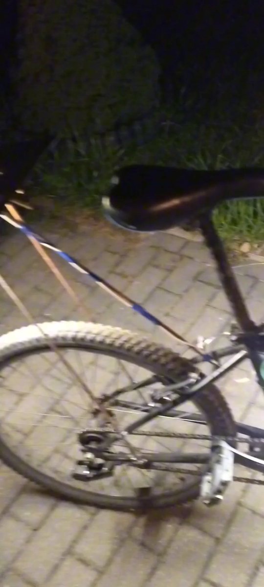 evshift's tweet image. Is this fine? (Underglow included)
 
evshift.com/309730/is-this…
 
#AwesomeCarMods #CarModifications