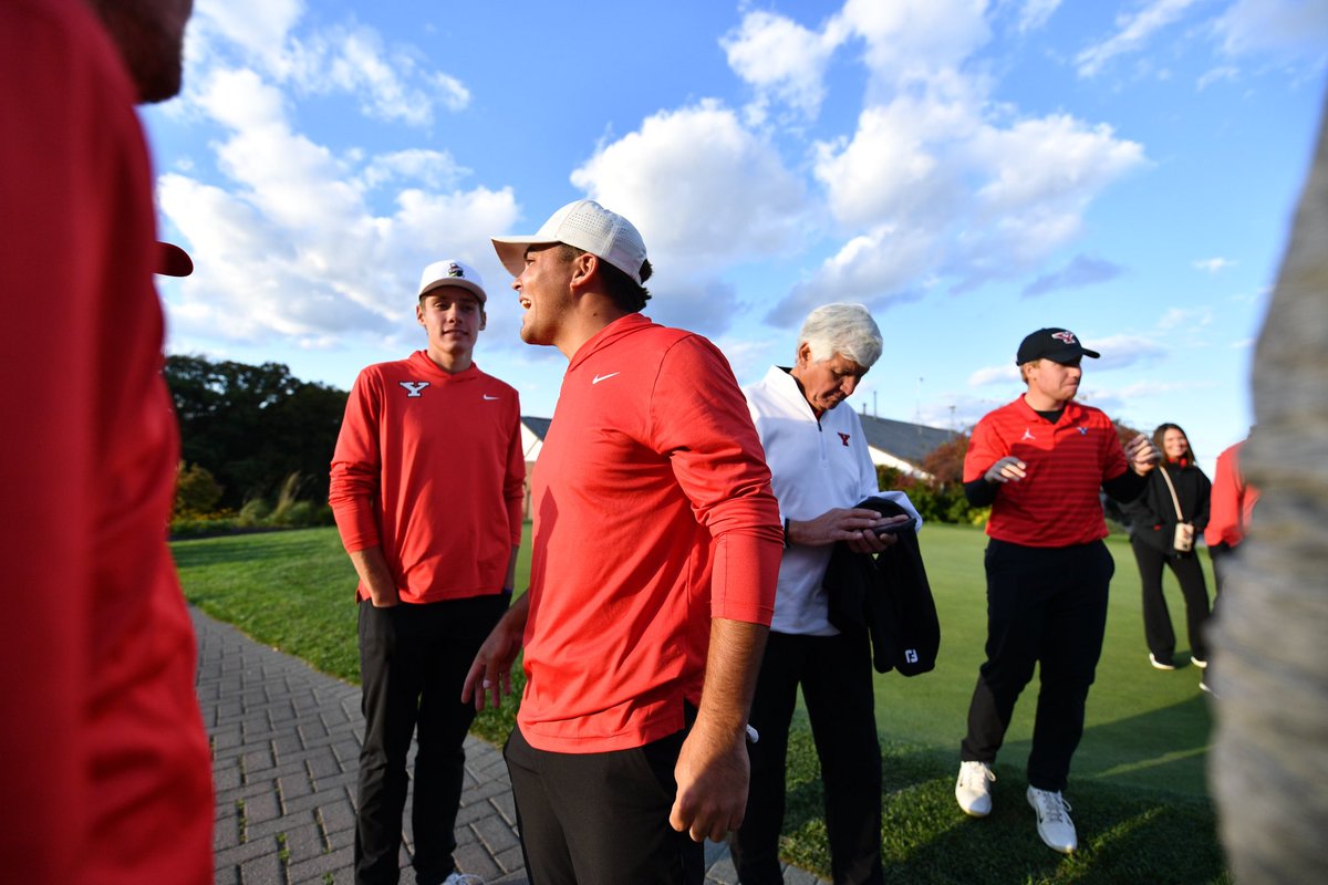 PENGUINS WIN!!! 🐧⛳️🏆

We claimed the tournament title at the Red Flash Invitational today after another marathon round at Sunnehanna Country Club!

Proud of the grit and fight our guys showed over the last two days! 

Recap coming soon to YSUsports.com!

#GoGuins
