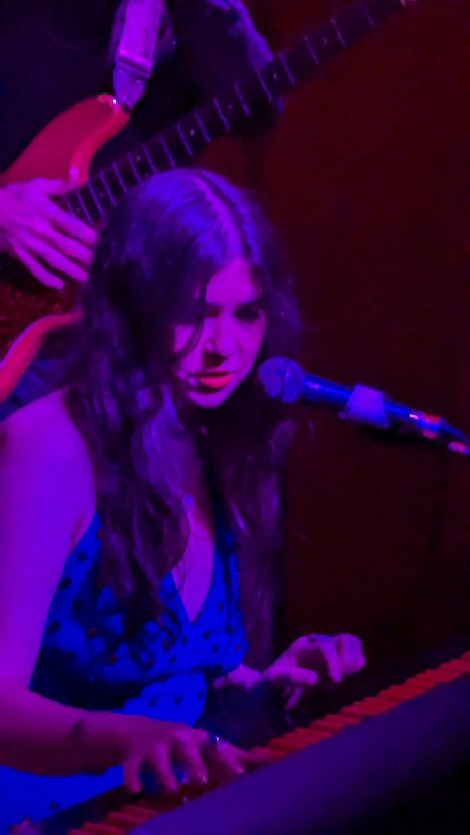 A magical show from <a href="/pearl_charles/">Pearl Charles</a> in Manchester tonight.