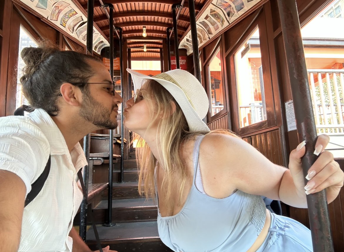 육 NekzioH tweet media