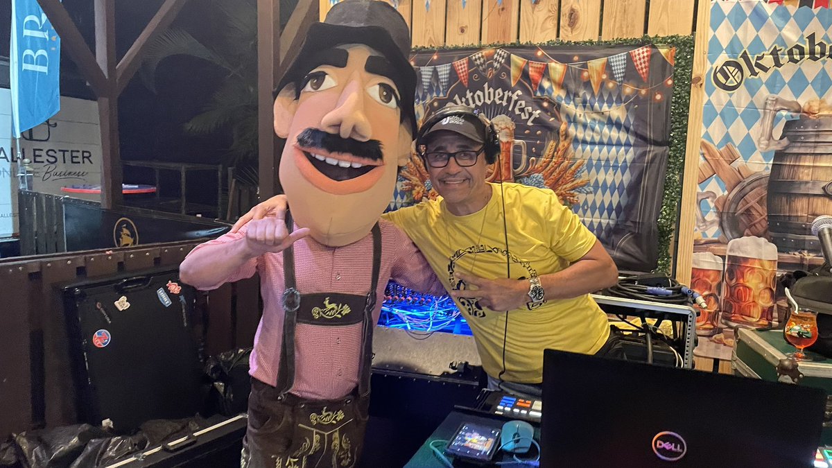 DJ CARLOS FERNANDEZ tweet media