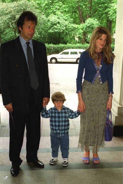saranoo14119598's tweet photo. @Jemima_Khan @DavidLammy #عمران_خان_رسائی_نہیں_رہائی
#عمران_خان
#jamaima https://t.co/jZF2E8s9fT