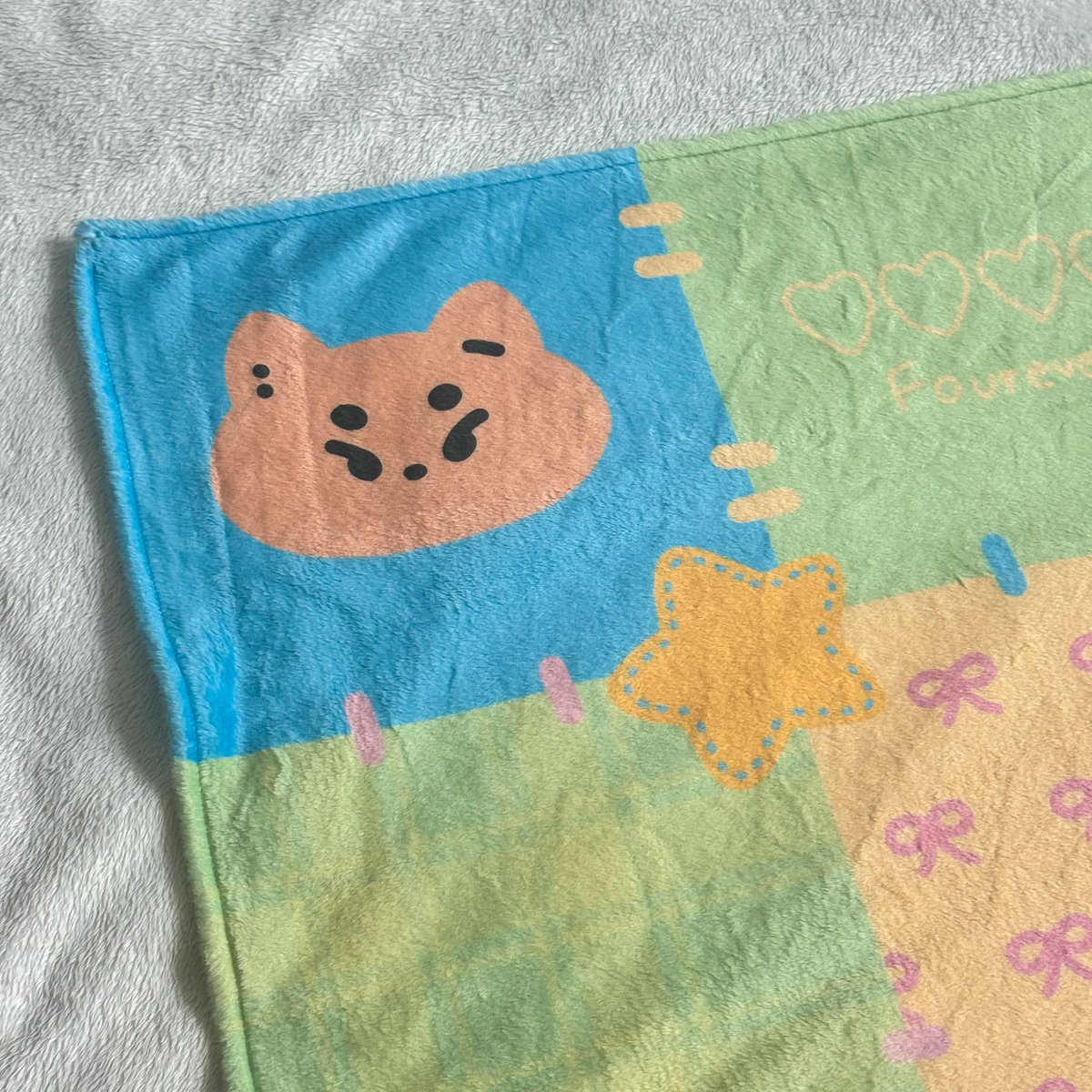 letter_i2's tweet photo. 𝗗𝗔𝗬𝟲 𝗕𝗟𝗔𝗡𝗞𝗘𝗧 𝗣𝗔𝗧𝗧𝗘𝗥𝗡.𝗩𝗘𝗥➰🧶🧵

• 10.16 21:07 - 10.25 23:59
• https://t.co/XUxPeyIn2W

RT 추첨 2분께 담요를 보내드립니다￼ https://t.co/KmWcJx34JK