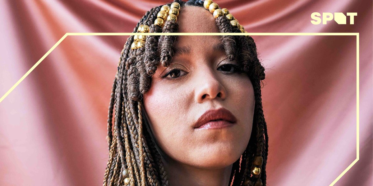 #takerootpresents Op zondag 20 oktober staat Kaia Kater in het Der Aa-theater. Kaia’s muziek verweeft historische verhalen met persoonlijke reflecties. Naast haar albumwerk schreef Kater muziek voor verschillende series en films.
Tickets &amp; Info: bit.ly/SPOTKaiakater