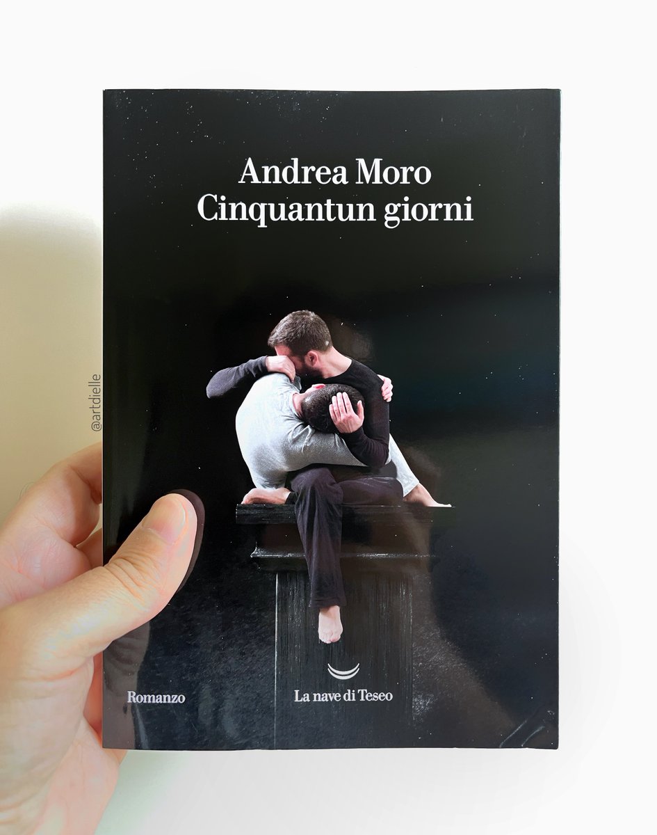 Arturo Dielle (@artdielle) on Twitter photo Con "Cinquantun giorni" <a href="/andreamoro_/">andrea moro</a> intreccia suspense e riflessione filosofica, portando il lettore a confrontarsi con i limiti della conoscenza e il significato del tempo. Il protagonista, a seguito di un evento imprevisto, si ritrova a vivere cinquantuno giorni decisivi Con "Cinquantun giorni" <a href="/andreamoro_/">andrea moro</a> intreccia suspense e riflessione filosofica, portando il lettore a confrontarsi con i limiti della conoscenza e il significato del tempo. Il protagonista, a seguito di un evento imprevisto, si ritrova a vivere cinquantuno giorni decisivi