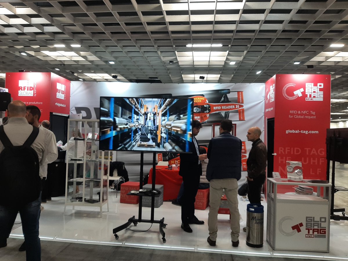 𝗦𝗔𝗩𝗘 𝗩𝗘𝗥𝗢𝗡𝗔

Oggi e domani vi aspettiamo:

• Allo 𝐬𝐭𝐚𝐧𝐝 𝐧°𝟏𝟐𝟕
• Al 𝐖𝐨𝐫𝐤𝐬𝐡𝐨𝐩 dal titolo "𝙍𝙁𝙄𝘿 𝙚 𝘽𝙡𝙪𝙚𝙩𝙤𝙤𝙩𝙝 𝙇𝙀 𝙞𝙣 𝙛𝙖𝙗𝙗𝙧𝙞𝙘𝙖: 𝙣𝙪𝙤𝙫𝙞 𝙥𝙧𝙤𝙙𝙤𝙩𝙩𝙞, 𝙨𝙚𝙧𝙫𝙞𝙯𝙞 𝙚 𝙨𝙩𝙤𝙧𝙞𝙚 𝙙𝙞 𝙨𝙪𝙘𝙘𝙚𝙨𝙨𝙤" oggi 𝐚𝐥𝐥𝐞 𝟏𝟐