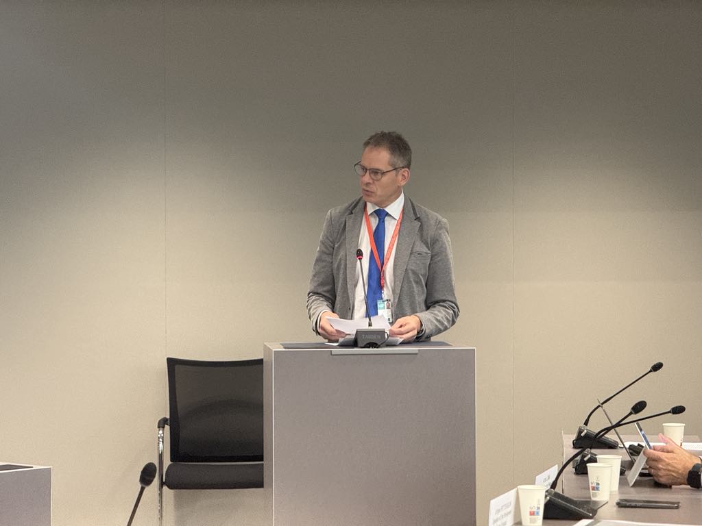 <a href="/davideray/">David Eray</a> : "The AI represents a unique opportunity for regional governance. But it would be naive not to recognize the risks associated with its use.”
<a href="/SwitzerlandCoE/">Switzerland🇨🇭at the Council of Europe 🇪🇺</a> #47thSession #AI #Digital #regional #governance