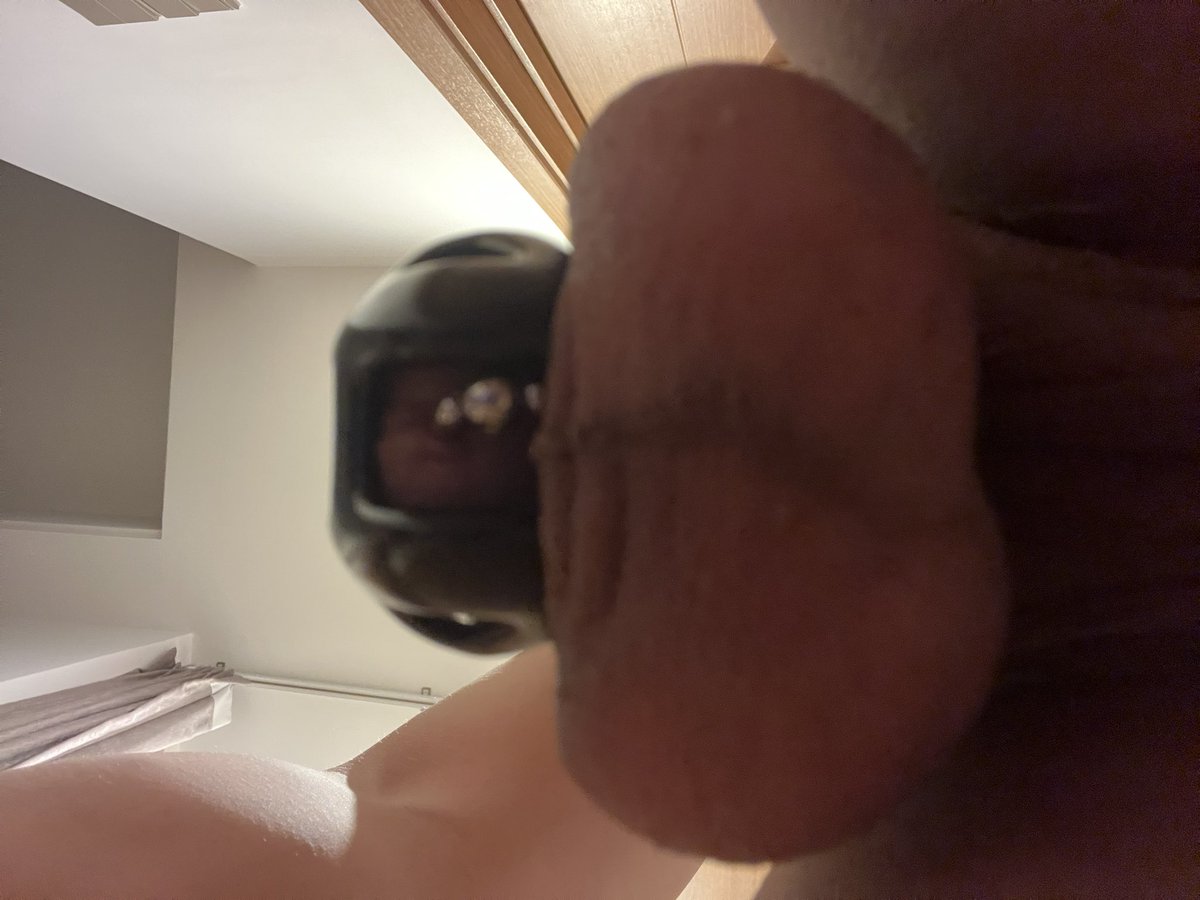 <a href="/wuhaolongdada/">吴昊</a> 启发，第一次带jb🔒好像阿拉丁神灯怎么都逃不出底下那个小油壶，新奇的感觉，被jb🔒拿捏得牢牢的无法挣脱。