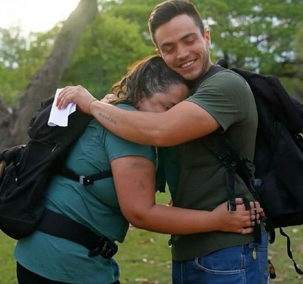 Paty_Garnica's tweet photo. El mejor equipo, se merecen todo lo bonito Richibel los tkm 🫶🏻 🥺

#DesventajaAbandonados https://t.co/2KiKyaTULT