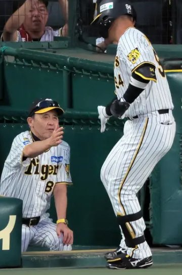 阪神】3試合ぶり先発の原口文仁、4の0でゲームメークに至らず