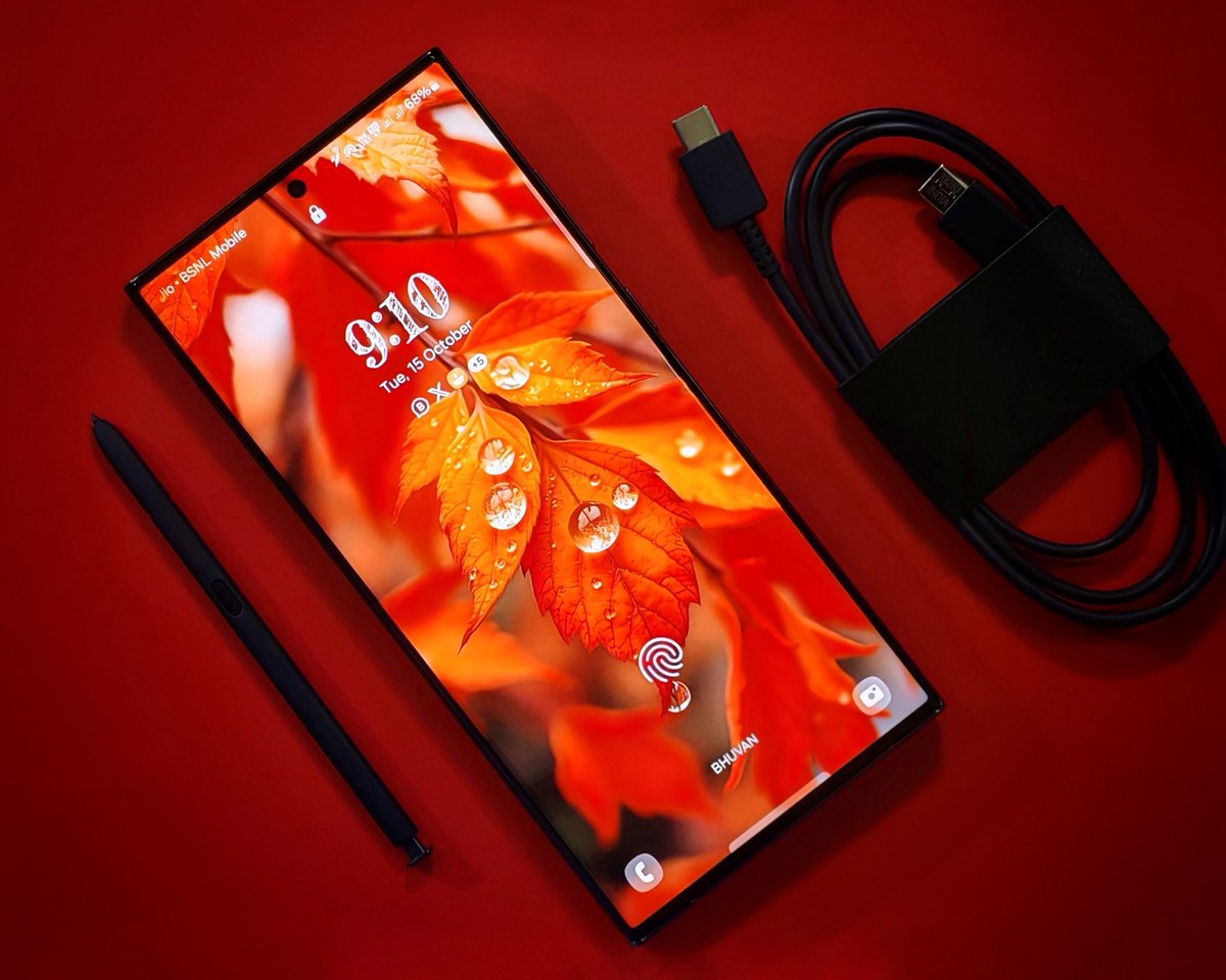 Bhuvan_RJ46's tweet image. Guys 🙋
The Ultra Flagship is finally in my hands, and I’m absolutely blown away 🔥🔥
.
.
A huge thank you to @RajivMakhni Sir and the entire team for this incredible gift 🎁 and making this dream come true. I’m truly grateful for this gift and for your kindness.
🤍 Thank You 🎉