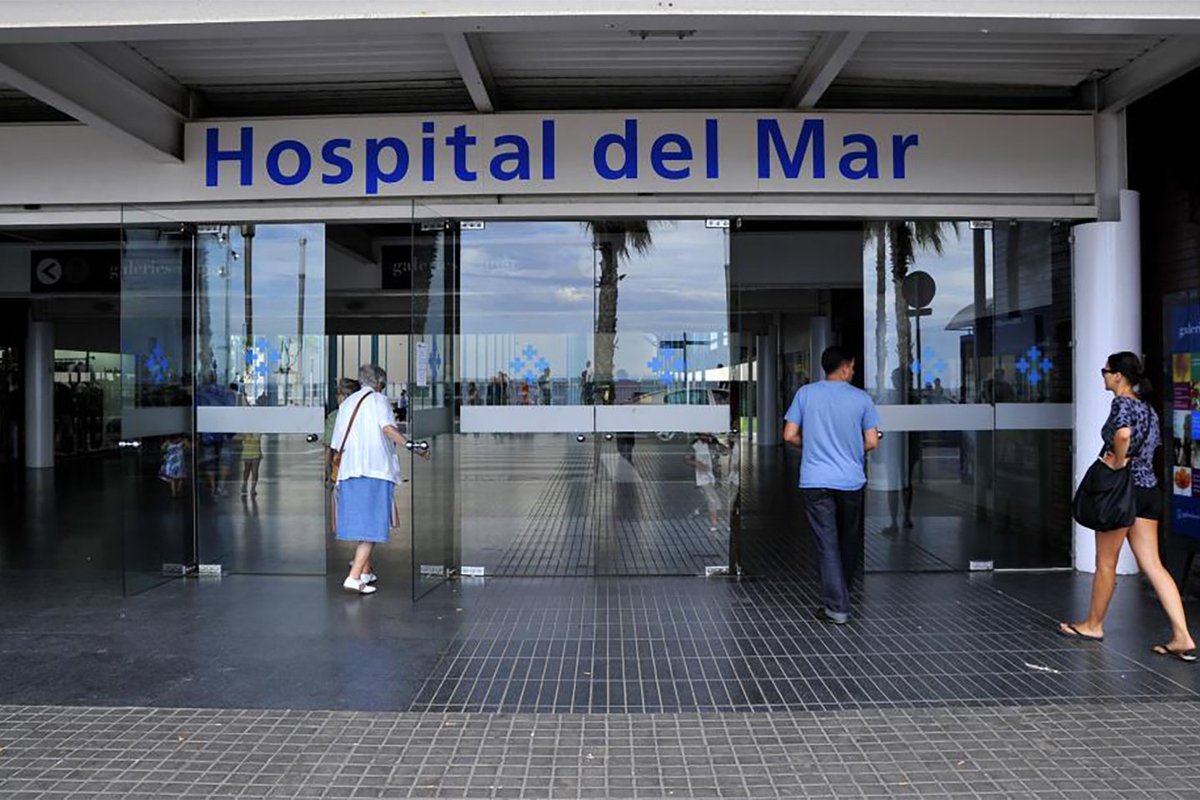 La_Directa's tweet photo. #TREBALL | Els sindicats IAC i CGT denuncien que l'Hospital del Mar deu més de 22.000 hores de salari a 300 treballadores https://t.co/IhWwobNUa4 La direcció del servei està en procés de corregir la diferència entre jornades i nòmines. Només s'han revisat les de 2023✍️@TxellRigol https://t.co/WZt2LBsy8J