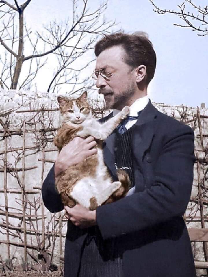 Wassily Kandinsky and his cat Vaske, 1906.

You get the impression that the cat was the brains behind the operation.