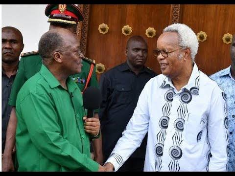 paulclementy's tweet image. Ule Uchaguzi wa Rais wa Tanzania, Oktoba, 2015 Uliokuwa na Ushindani na Ambao hautasahaulika na matokeo yake yalikuja kwa kushangaza.
1. Dk. John Pombe Joseph Magufuli (CCM) - 8,882,935 (58.46%)
2. Edward Ngoyai Lowassa (CHADEMA) - 6,072,848 (39.97%)
3. Anna Elisha Mghwira