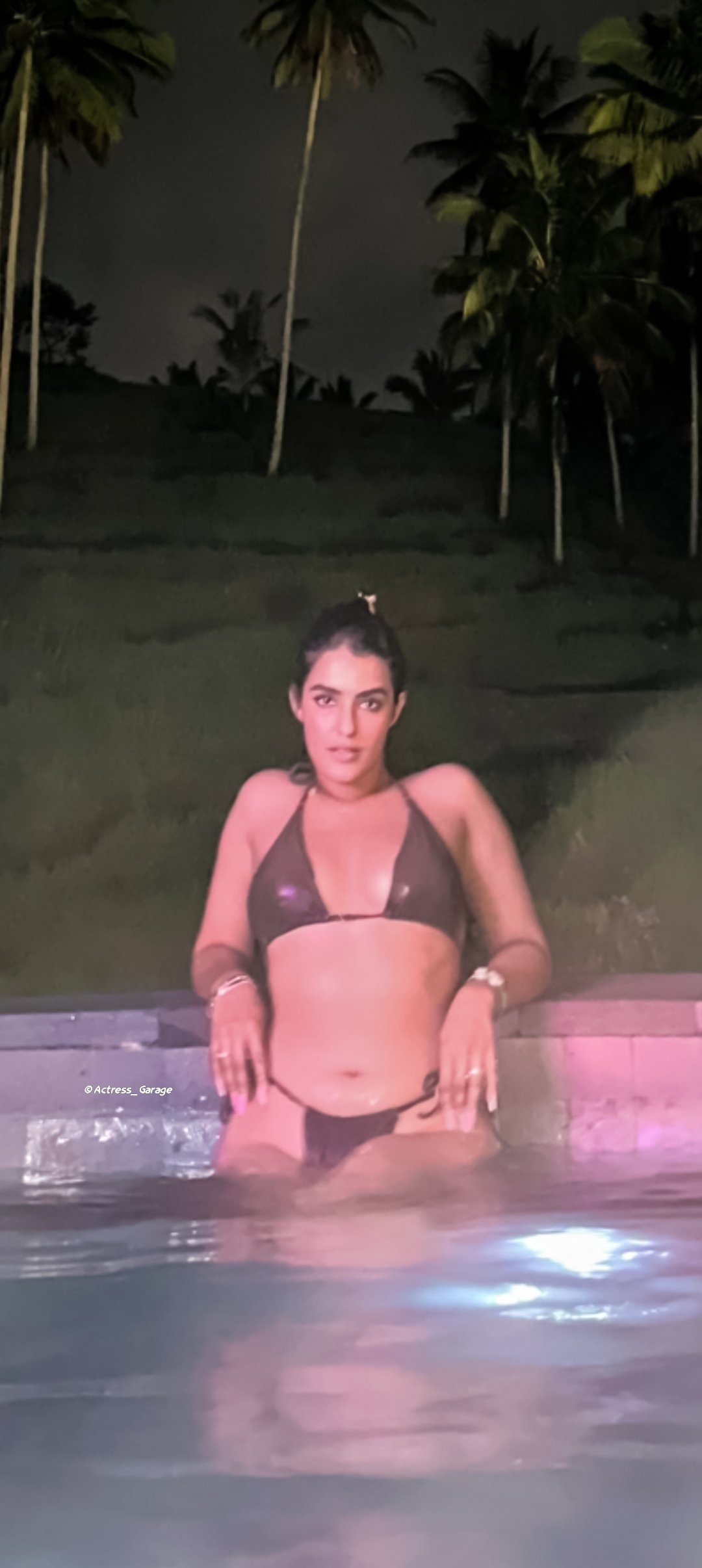 GZ_NqRYb0AAx9Dc?format=jpg&name=4096x409