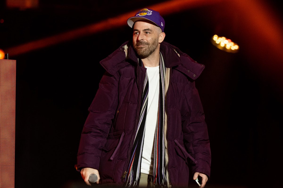 The Alchemist wins Producer Of The Year and DJ Of The Year at the BET #HipHopAwards