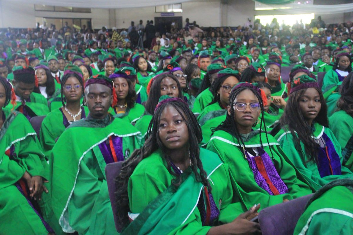 CUHEBRON's tweet photo. Covenant University Produces 339 First-Class Graduates at 19th Convocation, Sets New Academic Record‼️

Read more: https://t.co/2uAcDUN1Y4

#cuhebron #covenantuniversity #cuconvocation2024 #releaseofeagles2024 #graduation #cugraduation2024👩‍🎓 https://t.co/5zp9BXwe66