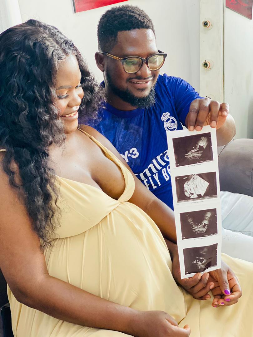 tchongweguy10's tweet photo. We were excited for being parents for the first time in our lives. You saw your baby and breastfeed him for 10 days. Please don't tell me it's God's will. Just pray for me and my baby boy so that God should give us strength to get through this. https://t.co/772V3jj7cK