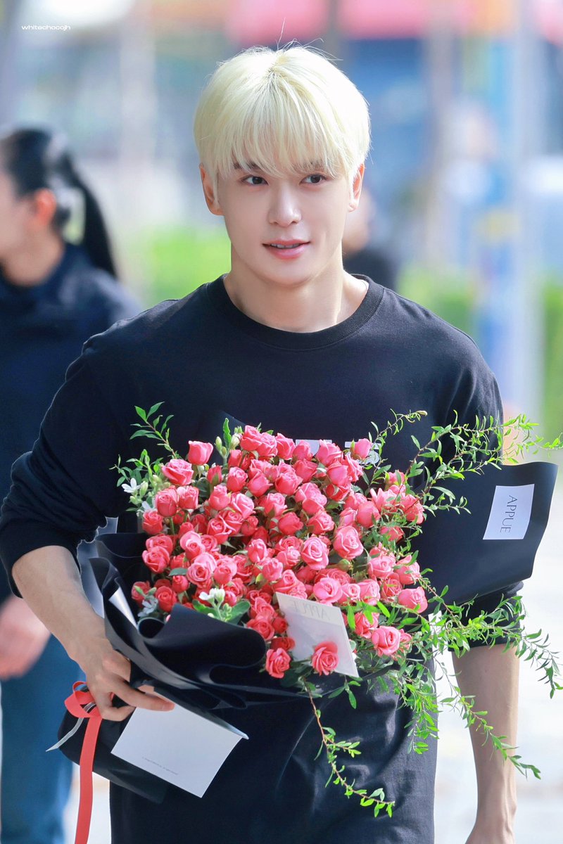 WhitechocoJH's tweet photo. 241016  #jaehyun #재현 https://t.co/3wk1U6trfw