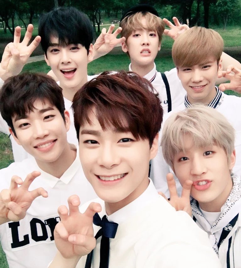 eunwoo_art's tweet photo. I vote for #astro at #2024MAMAVOTE
@offclASTRO 
💜💜💜 https://t.co/UhX6AwFdsD
