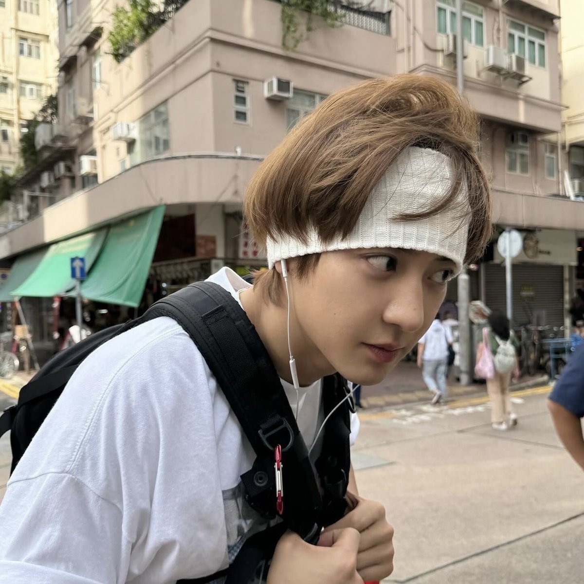 TheBigDome's tweet photo. POV: You're an Instagram girlfriend who loves taking cute photos of your boyfriend, Park Chanyeol 🍒

2024 CHANYEOL LIVE TOUR: 都市風景 (City-scape) in MANILA is only THREE DAYS AWAY! 

See you at #TheBigDome! 

#CHANYEOLinMANILA2024 #CHANYEOLatTheBigDome https://t.co/H2VF934V5J