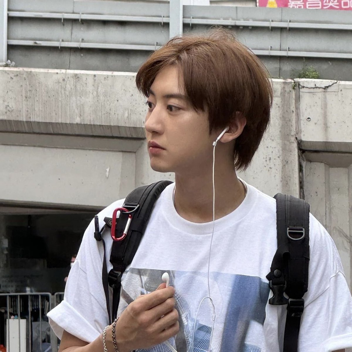 TheBigDome's tweet photo. POV: You're an Instagram girlfriend who loves taking cute photos of your boyfriend, Park Chanyeol 🍒

2024 CHANYEOL LIVE TOUR: 都市風景 (City-scape) in MANILA is only THREE DAYS AWAY! 

See you at #TheBigDome! 

#CHANYEOLinMANILA2024 #CHANYEOLatTheBigDome https://t.co/H2VF934V5J