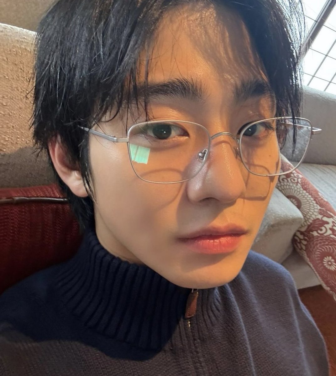 hyoseopsarchive's tweet photo. AHN HYOSEOP IS BACK 💘 https://t.co/Kmk0HmWU3c