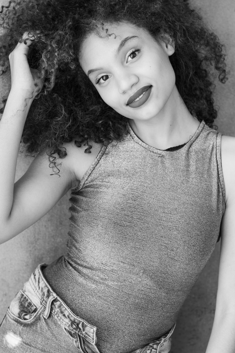 zelnaharrison's tweet photo. Soul

#zelnaharrisonphotography#professionalphotography#StorytellingThroughPhotos#blackandwhitephotography#johanneaburgphotographer https://t.co/MQXaRDEUfh