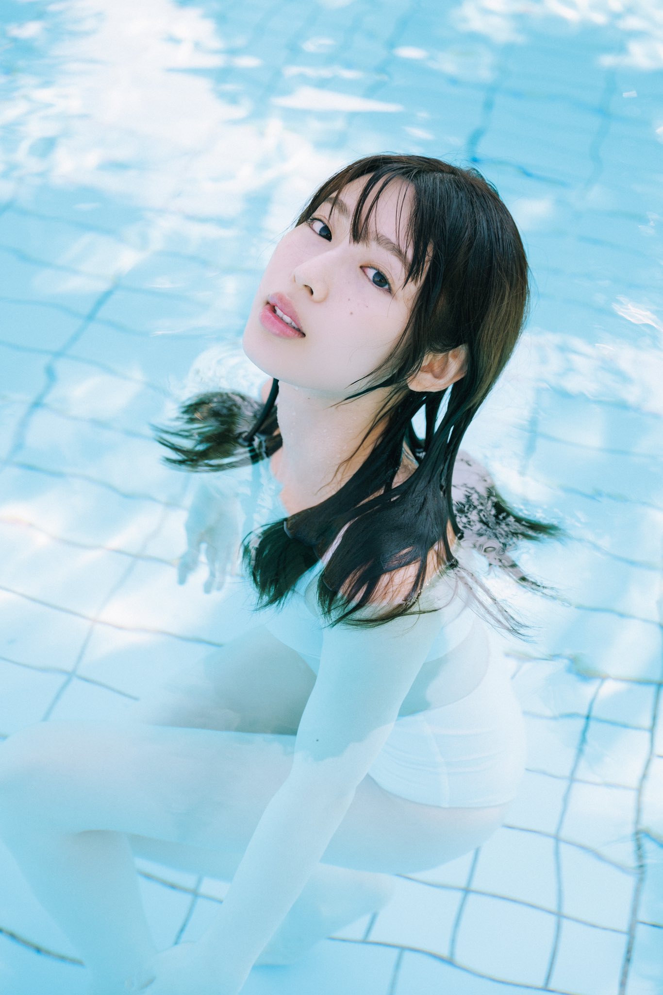 公式】『白石聖 写真集 unveil』 (@sei25_photobook) / X