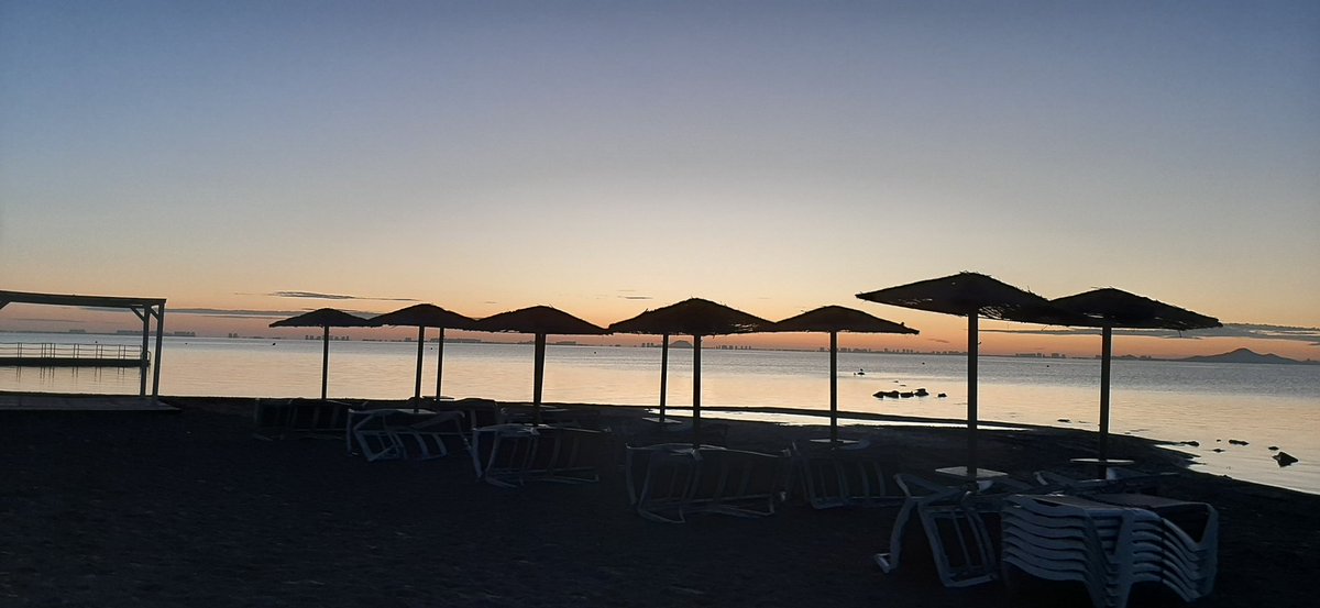 El color es a la pintura como el entusiasmo es a la vida...

Buenos días de miércoles!!!

#ViveLosAlcázares #marmenor #turismo