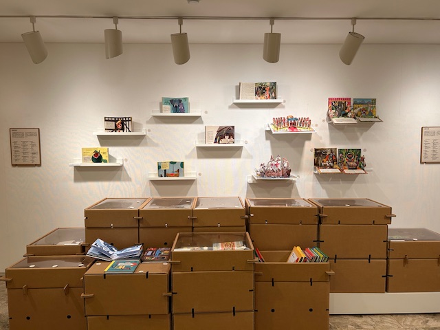 CzechTokyo's tweet photo. 軽井沢の脇田美術館にて絵本展「BEYOND PAPER PLANE チェコの絵本：新しい可能性を求めて」が始まりました。11/24(日)まで。
今週末10/19(土)には「アントニン・レーモンドと軽井沢」と題した建築ワークショップも開催予定です。
https://t.co/qSmoDetPxp
#チェコセンター #チェコ https://t.co/HpnG5ar4vm
