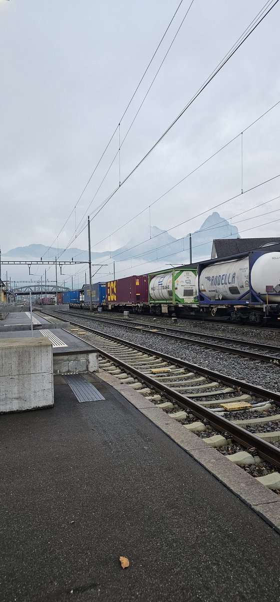 Muss heute Weisheitszahn rausnehmen, kein bock 😑