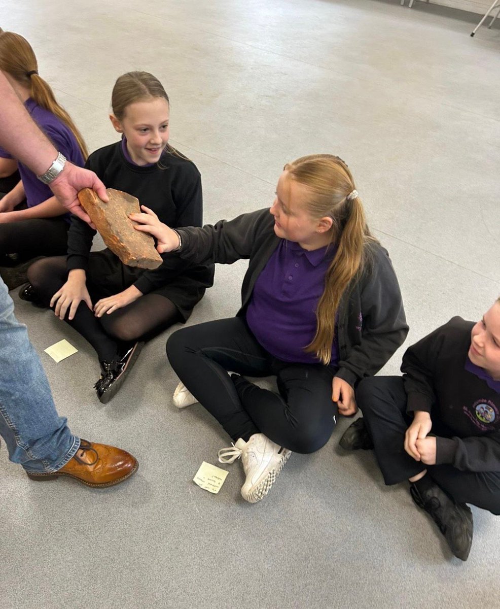 FoljambePrimary's tweet photo. 📣 This week, Key Stage Two took part in a workshop led by Ian Blakesley, local Historian and Education Officer from Clifton Park Museum.

Read the full story here 👉 https://t.co/l7FdZHCQVX https://t.co/wph7YnN4Ne