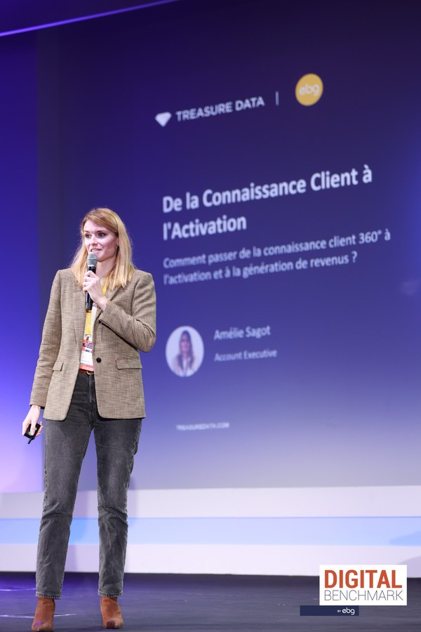 🎤 Plénière d'ouverture

On continu la plénière d'ouverture avec Amélie SAGOT de chez #TreasureData qui prend la parole sur la connaissance client à l'activation

#DigitalBenchmark #BenchEBG