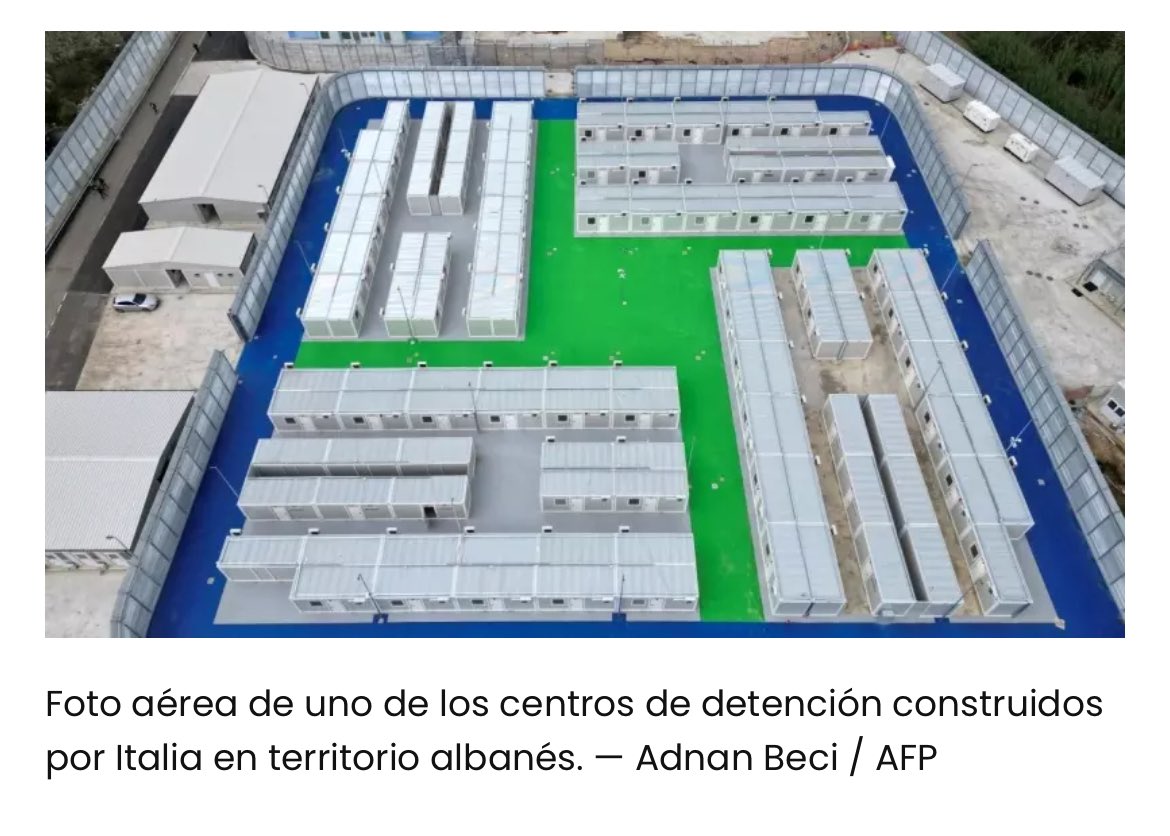 José Antonio Valbuena (@valbuenaalonso) on Twitter photo Los centros de migrantes en Albania son una vergüenza.
Ahora <a href="/coalicion/">Coalición Canaria</a> y el <a href="/ppcanarias/">ppcanarias</a> quieren estudiar la medida de esos campos de concentración para menores.
Son campos de concentración, llamen como lo llamen. Primero fueron los barcos, ahora los campos. Son Racistas Los centros de migrantes en Albania son una vergüenza.
Ahora <a href="/coalicion/">Coalición Canaria</a> y el <a href="/ppcanarias/">ppcanarias</a> quieren estudiar la medida de esos campos de concentración para menores.
Son campos de concentración, llamen como lo llamen. Primero fueron los barcos, ahora los campos. Son Racistas
