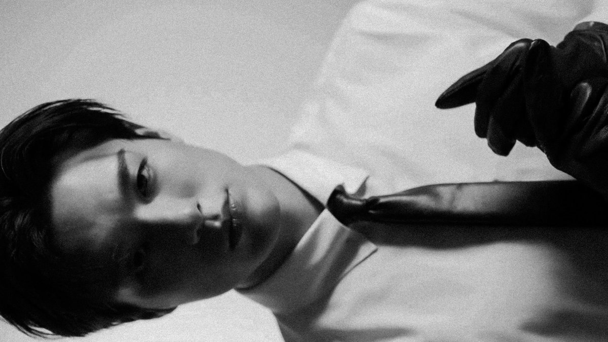 aijiyw's tweet photo. — silhouette of dream, jeno. ✮ https://t.co/QeoNpDgJf4