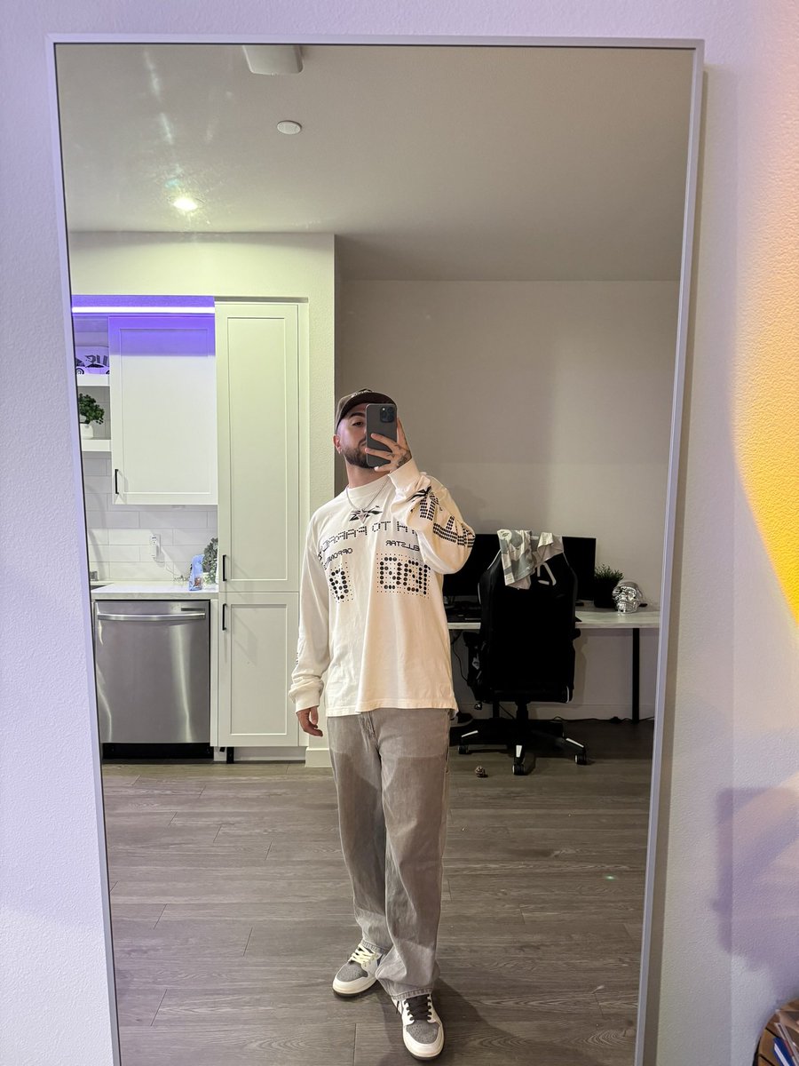 G (@_fcknunique) on Twitter photo 