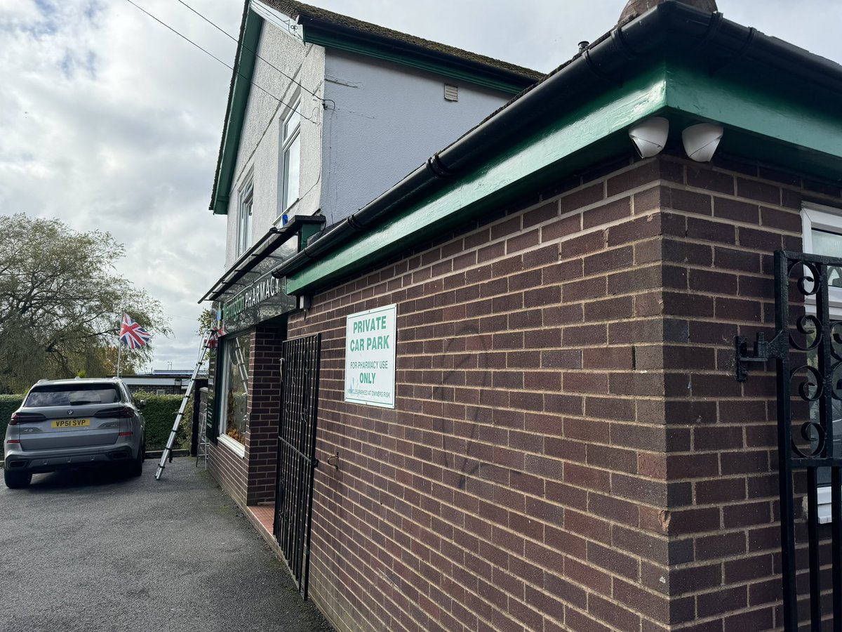 stone_security's tweet image. A busy couple of days installing a brand new Dahua CCTV system for one of our commercial customers 👌🏼

Internal cameras to protect the shop and stock, external cameras to protect the perimeter 🙌🏼🚨 #CCTV