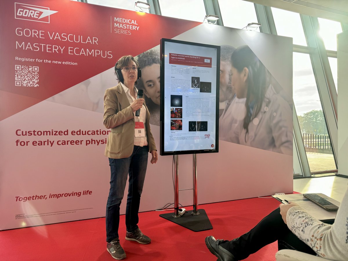 El Servei de Cirurgia Vascular de l’#hbellvitge ha tingut una destacada participació en el Congrés Europeu de Cirurgia Vascular <a href="/ESVSmembership/">ESVS</a>, celebrat a Polònia i referma així el seu compromís amb la innovació, la formació i l'excel·lència clínica en el seu camp. 👏
<a href="/acv_hub/">Cirurgia Vascular a l'Hospital de Bellvitge</a>