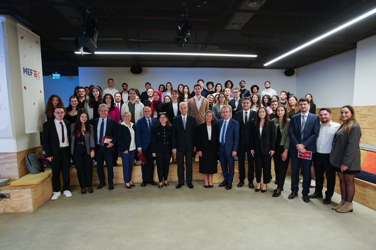 MEFuniversitesi's tweet photo. MEF ILSA Kulübü’nün hazırladığı, Lex Ferenda Dergisi Özel 100. Yıl Lansman MEFTECH’te yapıldı! 🎊
Etkinliğimize katılım gösteren herkese teşekkür ederiz! 💫
#MEFILSA #MEFTECH #AkademikBaşarı #ÖğrenciKulüpleri https://t.co/RRNA8zOqdm