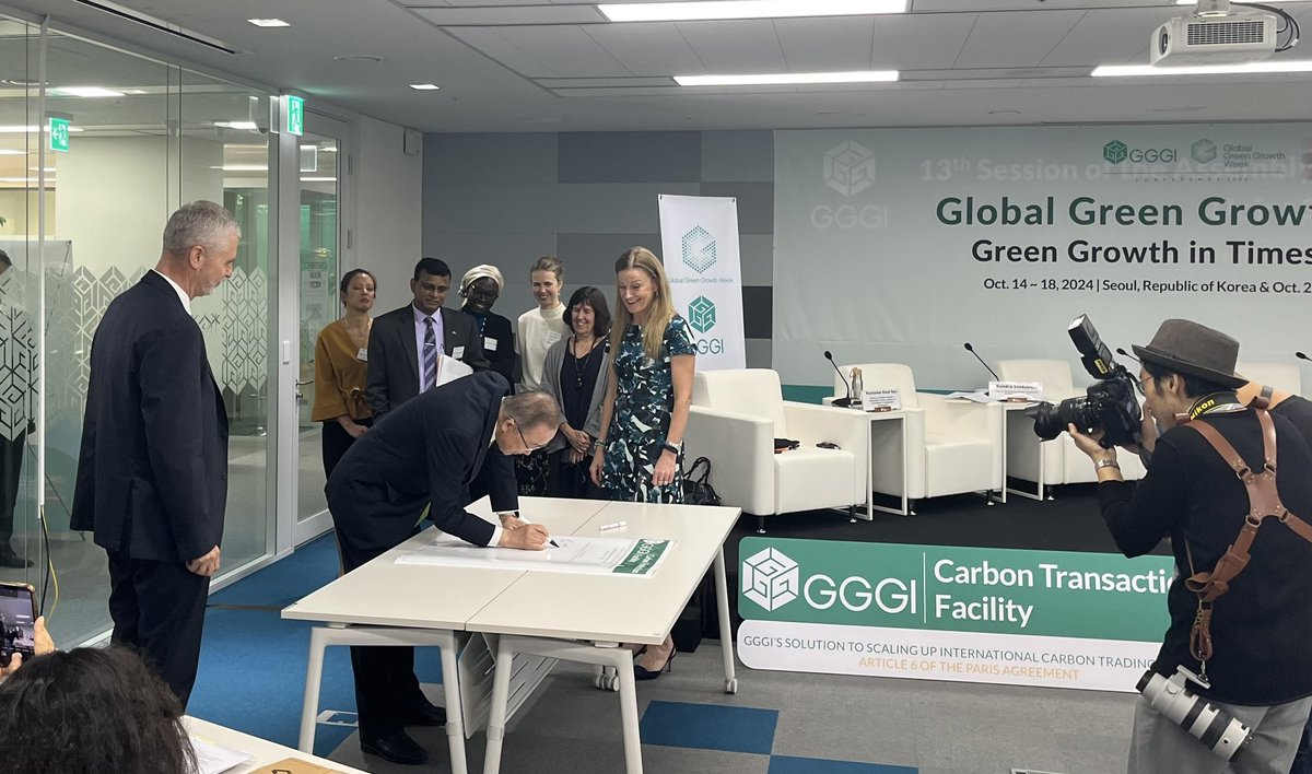 A long awaited launch of <a href="/gggi_hq/">GGGI</a> Carbon Transaction Facility to support and realize ITMO transactions under #Article6. <a href="/FenellaAouane/">Fenella Aouane</a>, <a href="/FrankRijsberman/">Frank Rijsberman</a> and team big congratulations. 

#GGGweek2024
#ClimateAction
#TeamWork