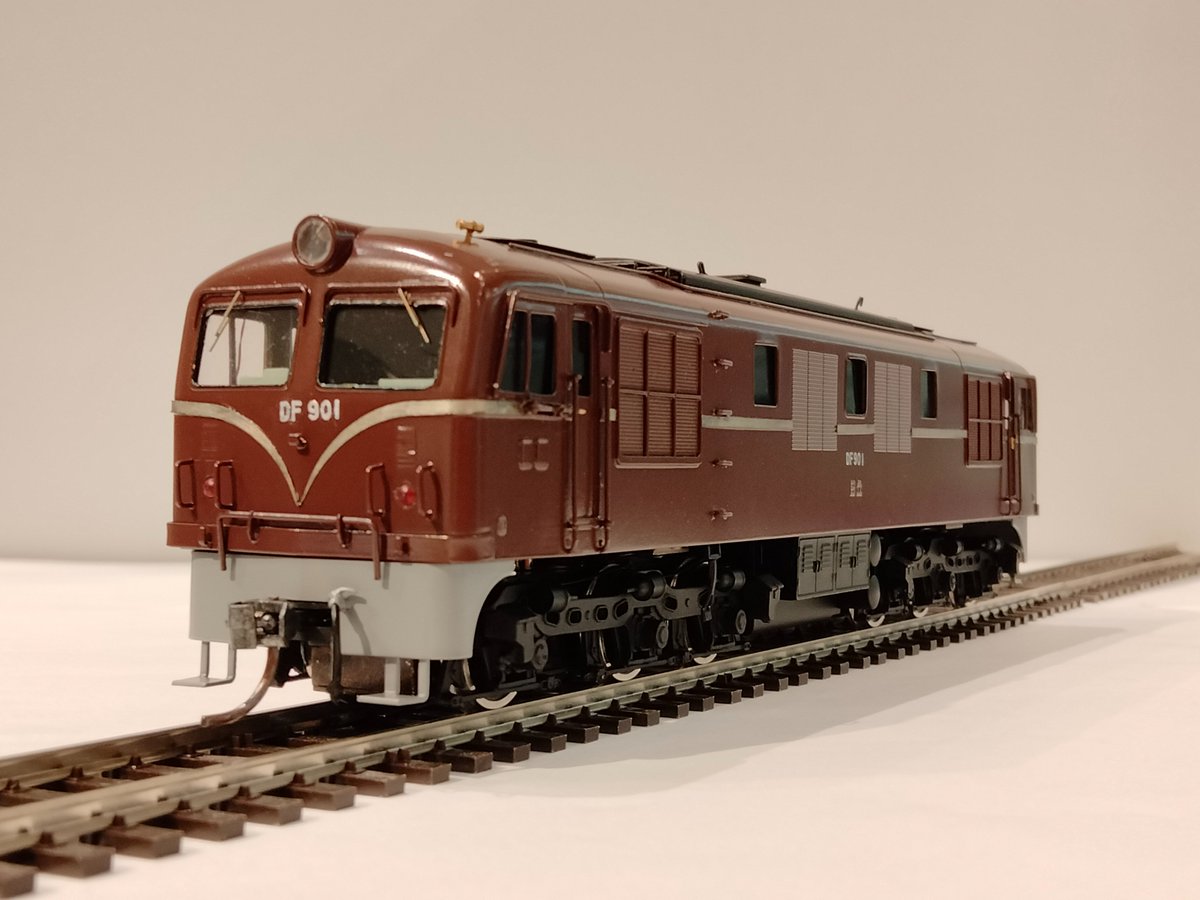 天賞堂模型部75周年記念フェア 特製品＞ 真鍮製 1/80スケール DF90形