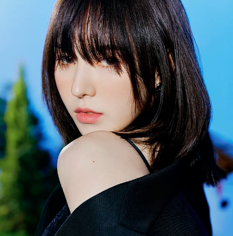 AboutMusicYT's tweet photo. Red Velvet's Wendy will reportedly be featured on Jin's solo album, 'Happy'. https://t.co/NRUterq08v