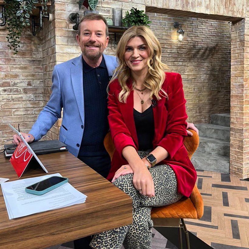 ✨WEDNESDAY✨

📺 We hear about the new show that followed couples over the course of a year to document their real life highs and lows

📕 🎤 We chat to Roddy Collins and Paul Howard about their upcoming show

Plus, Deric is getting fit with farmers in Roscommon!

#IrelandAM