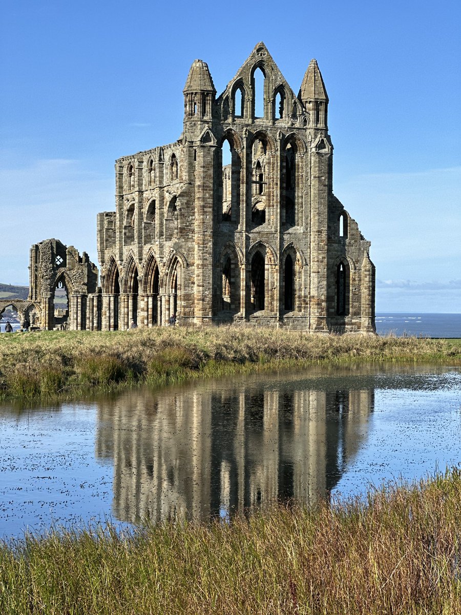 genejean's tweet photo. Whitby Abbey, in its majestic beauty captures the dissolution of the monasteries between 1536-40. I'm creating a wider timeline to consider how national events affected #Rillington. #OnePlaceWednesday #LocalHistory #NorthYorkshire https://t.co/HquhSGcqw7