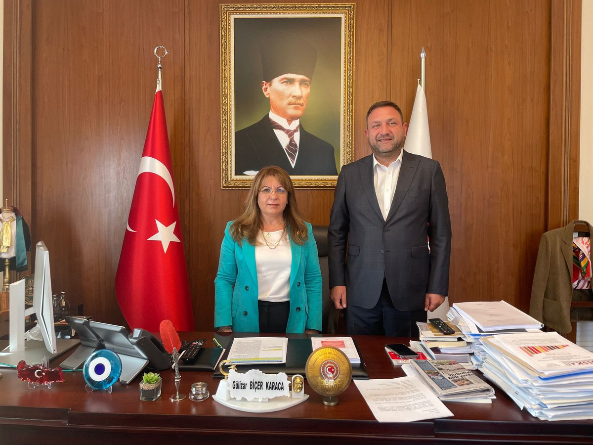 utkugumrukcu's tweet photo. TBMM Başkan Vekili ve Denizli Milletvekilimiz Sayın Gülizar Biçer Karaca’yı Meclisteki makamında ziyaret ederek, ülkemizin gündemine dair değerli fikirlerini dinledim. Güncel gelişmeler üzerine yaptığımız bu samimi ve verimli sohbet, geleceğe dair umutlarımızı pekiştirdi. Kendisine misafirperverliği için teşekkür ederim
