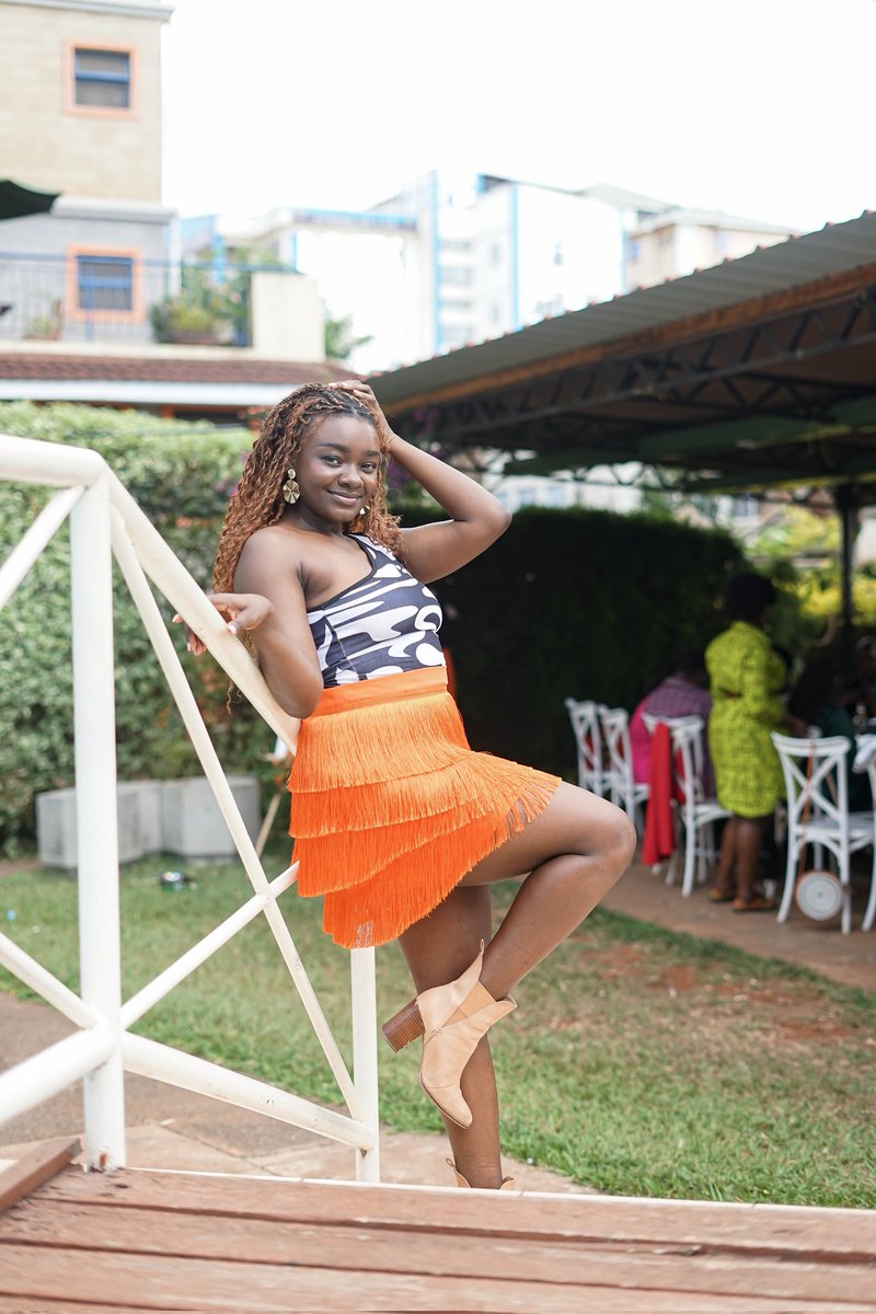 ImbayiK's tweet photo. Bold, fun, and ready to turn heads! The orange Indumba skirt is here to bring out your wild side. Perfect for those who love to dance to the rhythm of life. 🧡
Available for Ksh 4000 only
Model @youloveleona ✨️
#Indumba https://t.co/qp5J6C3XYT